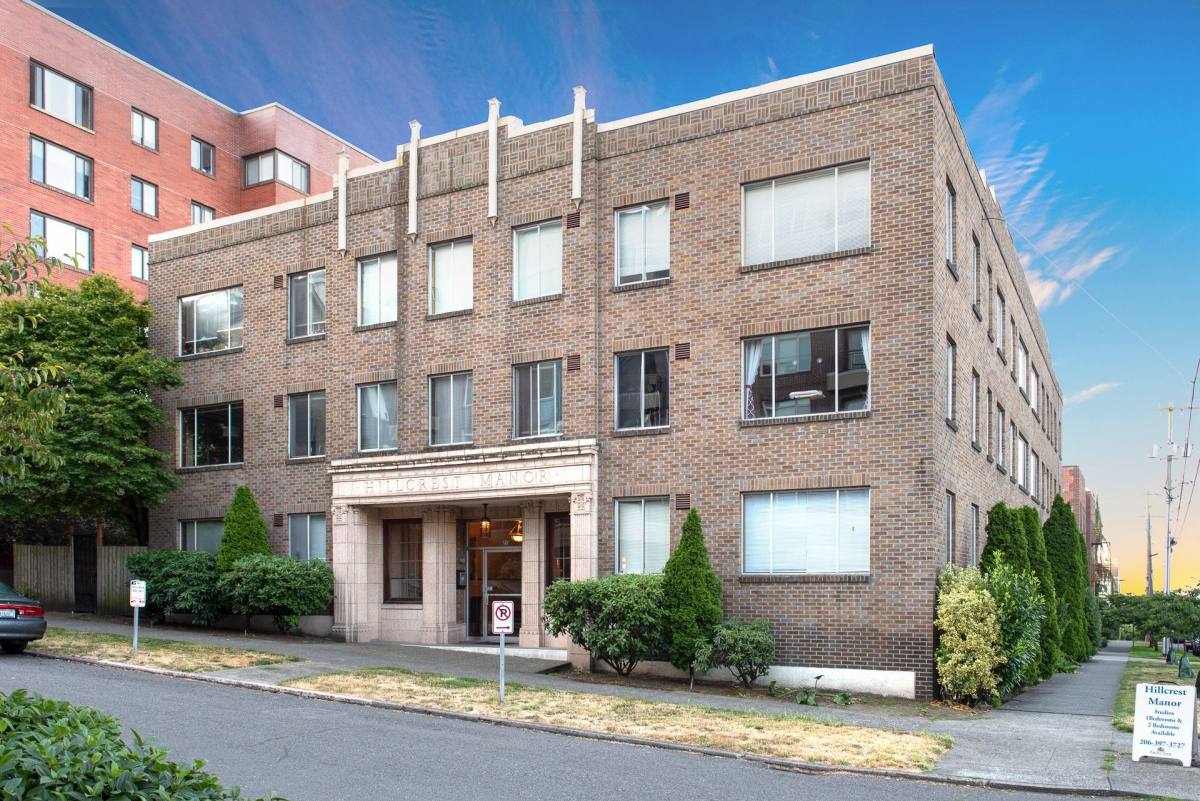 Apartment for rent at 21 W Lee St, Seattle, WA 98119