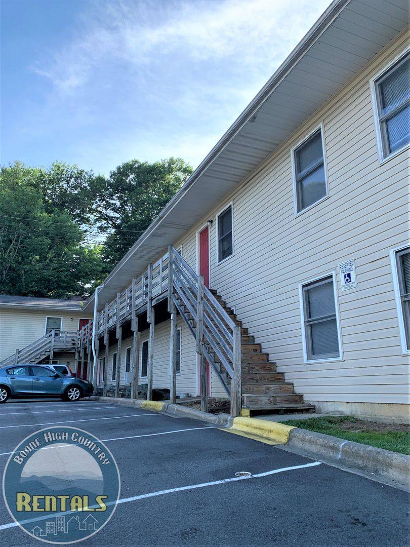 Apartment for rent at 268 Faculty St, Boone, NC 28607