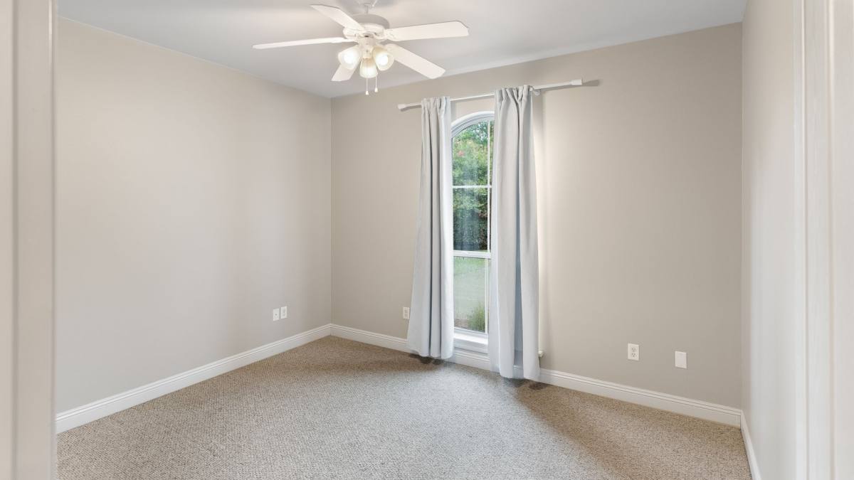 House for rent at 10741 Hillmont Ave, Baton Rouge, LA 70810