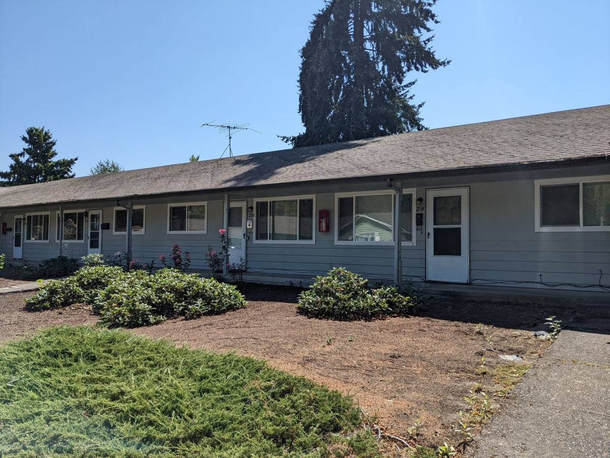 Apartment for rent at 2512 Honeysuckle Way NE, Salem, OR 97301