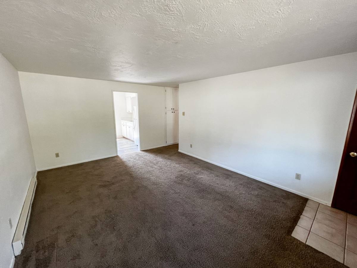 Apartment for rent at 2512 Honeysuckle Way NE, Salem, OR 97301