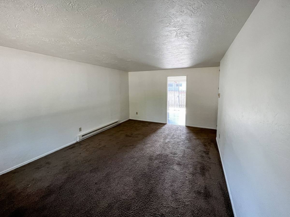 Apartment for rent at 2512 Honeysuckle Way NE, Salem, OR 97301
