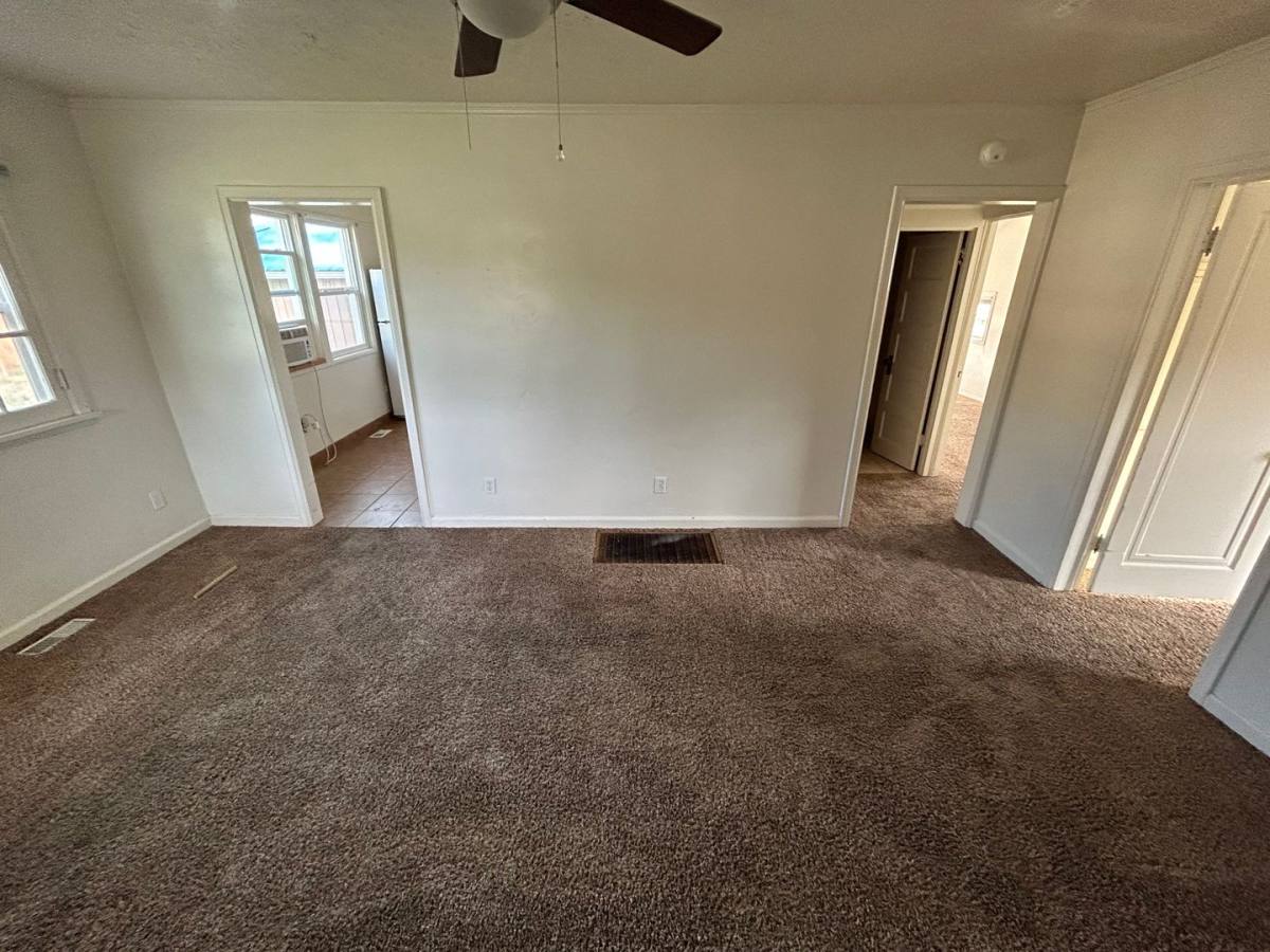 House for rent at 1015 10th Ave S, Nampa, ID 83651