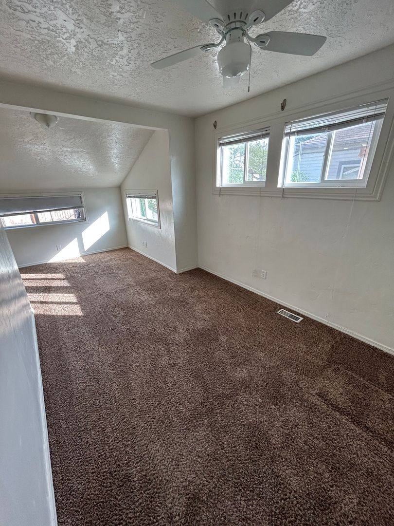 House for rent at 1015 10th Ave S, Nampa, ID 83651