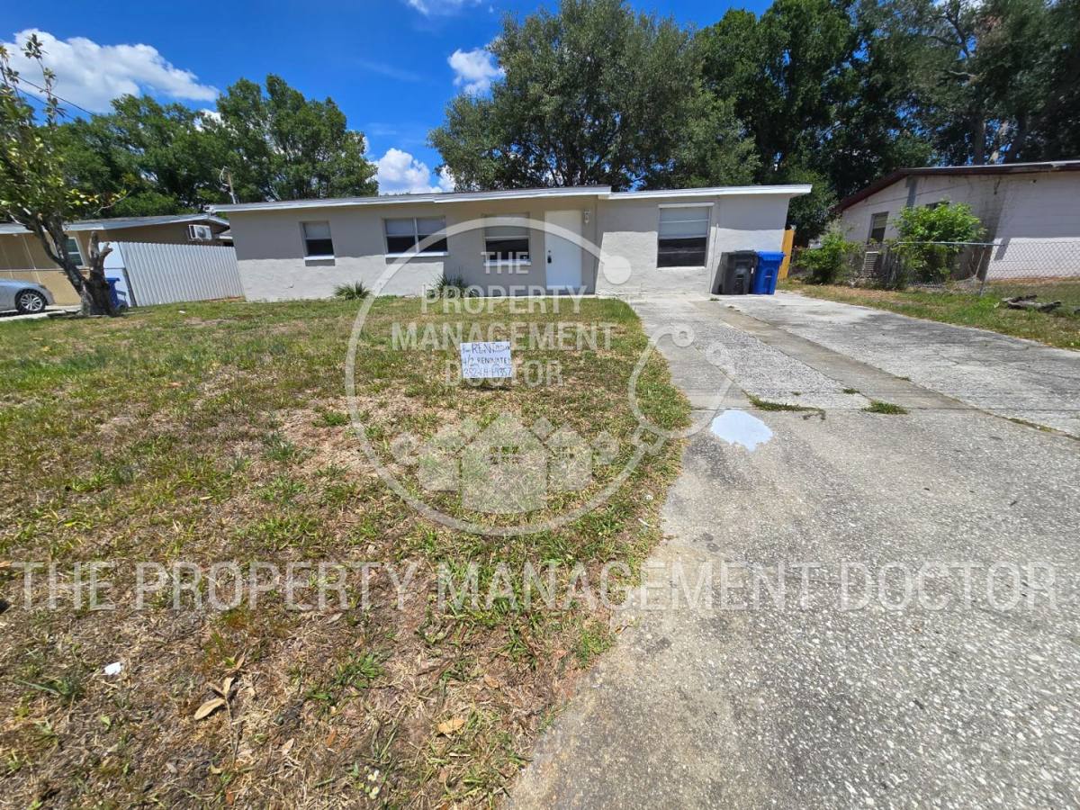 House for rent at 4914 S 84th St, Tampa, FL 33619