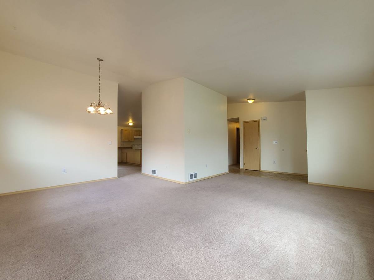 House for rent at 115 Charles St, Longview, WA 98632