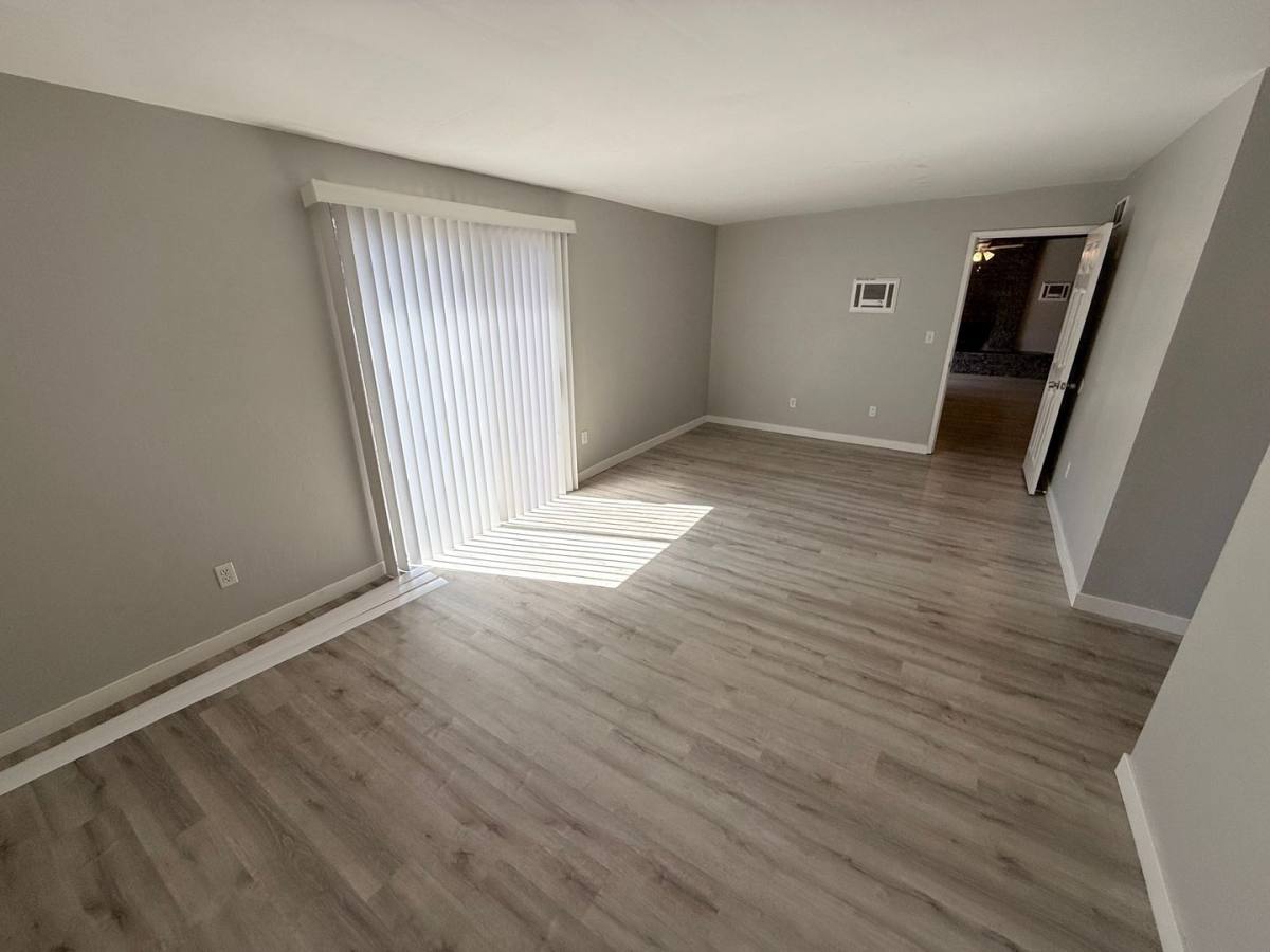 Apartment for rent at 1561 Olive Ave, Chula Vista, CA 91911