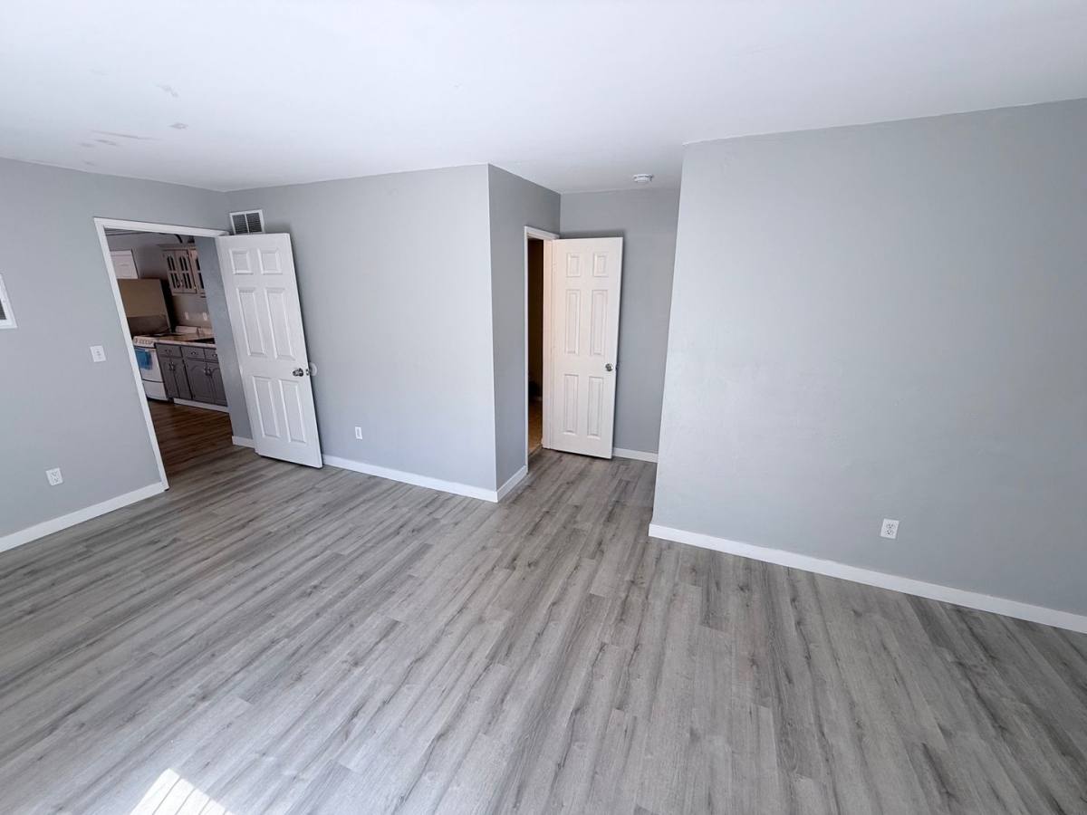 Apartment for rent at 1561 Olive Ave, Chula Vista, CA 91911
