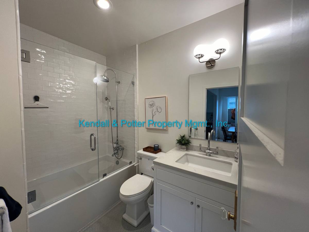 Apartment for rent at 1411 Seabright Ave, Santa Cruz, CA 95062