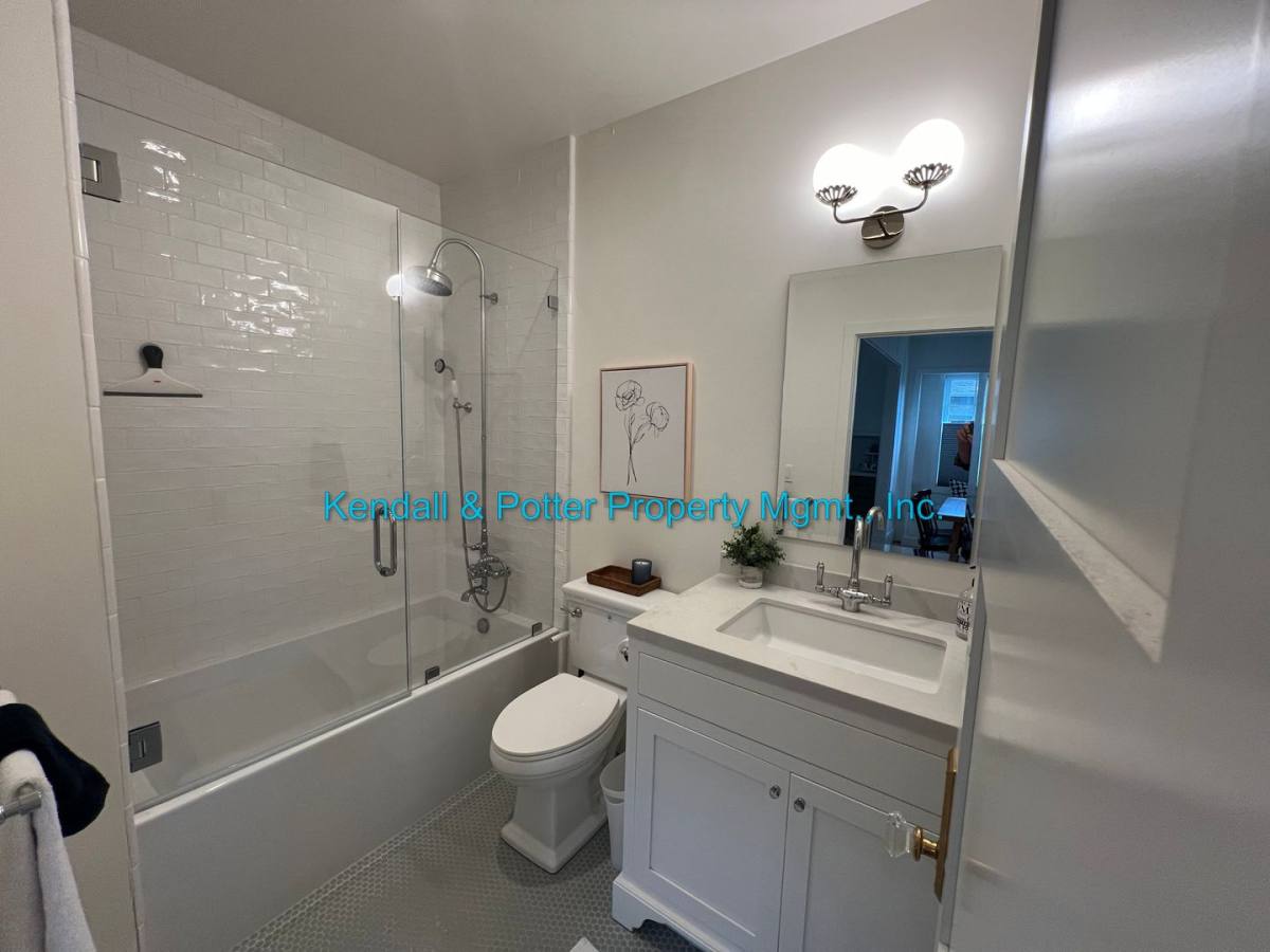 Apartment for rent at 1411 Seabright Ave, Santa Cruz, CA 95062