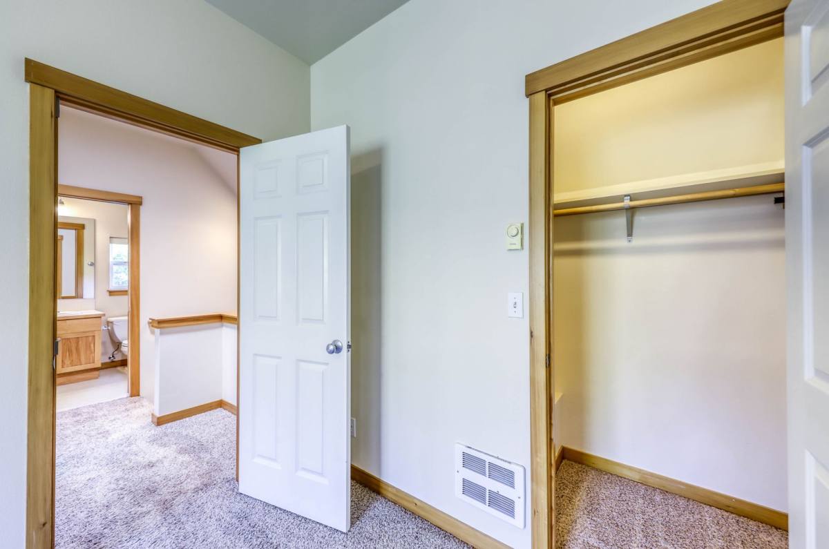 Townhouse for rent at 101A Sadie Lane NW, Bainbridge Island, WA 98110