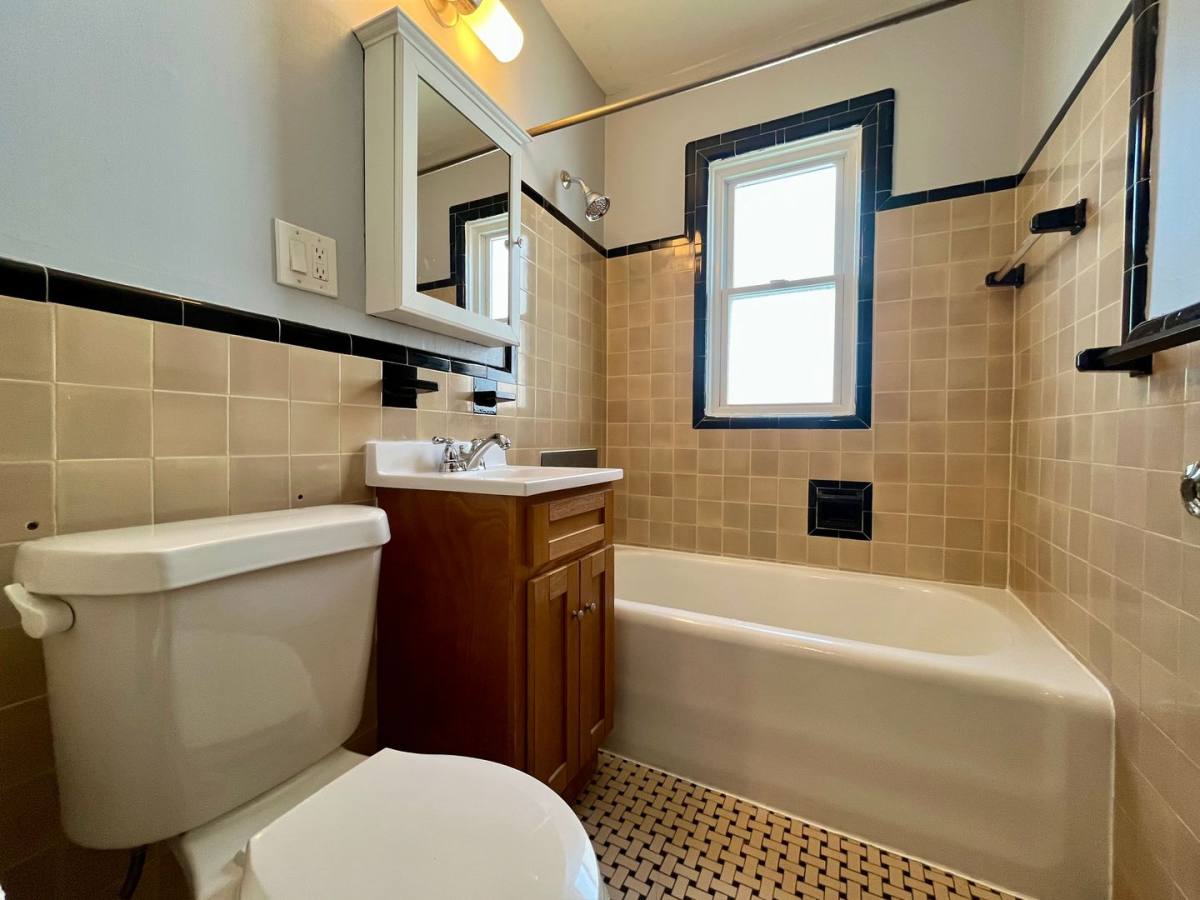Apartment for rent at 234 Crescent Ave, Buffalo, NY 14214