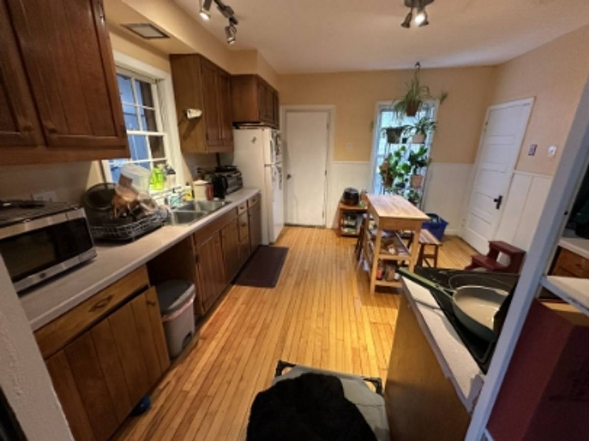 House for rent at 30 Forest Ave, Orono, ME 04473