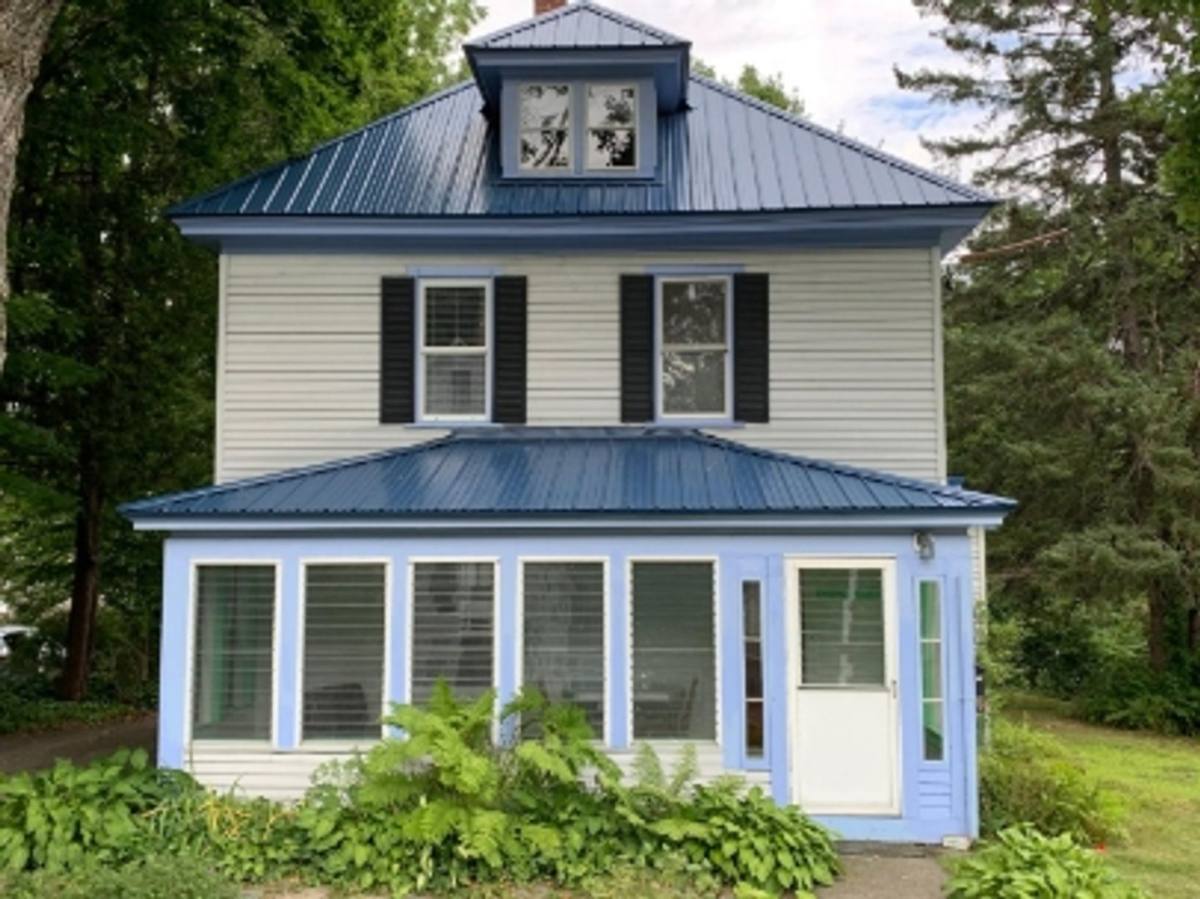 House for rent at 30 Forest Ave, Orono, ME 04473