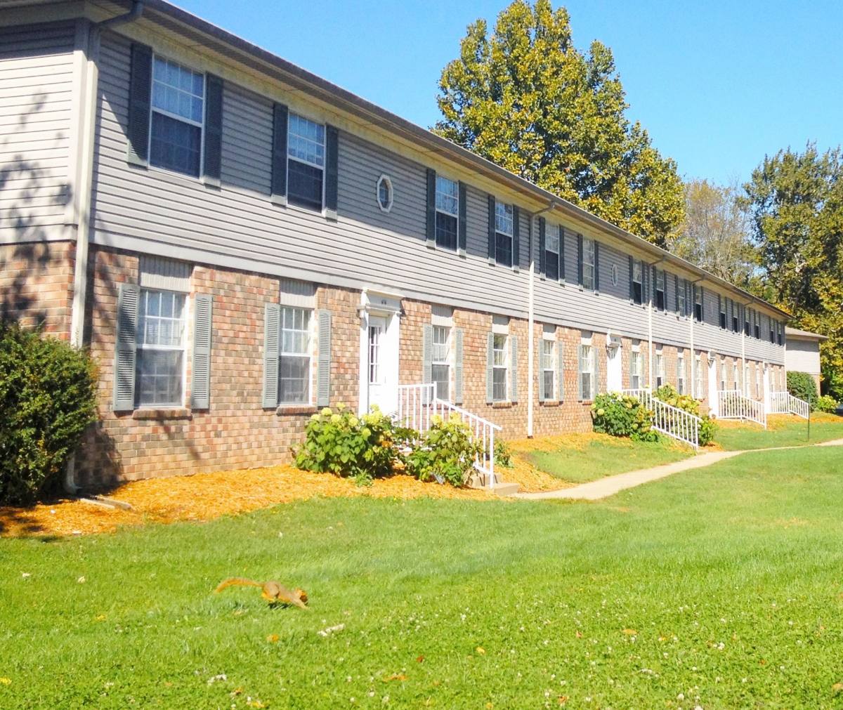 Apartment for rent at 644 Lakeside Dr, Plainfield, IN 46168