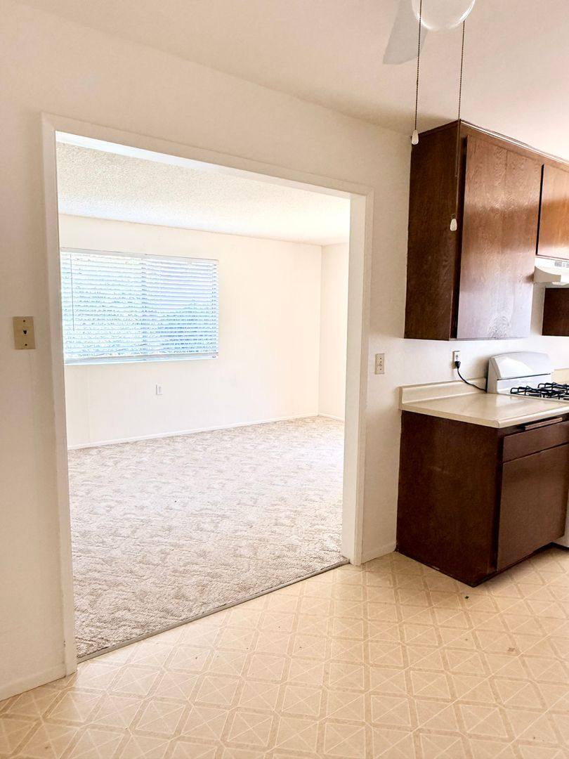 Apartment for rent at 134 N M St, Lompoc, CA 93436
