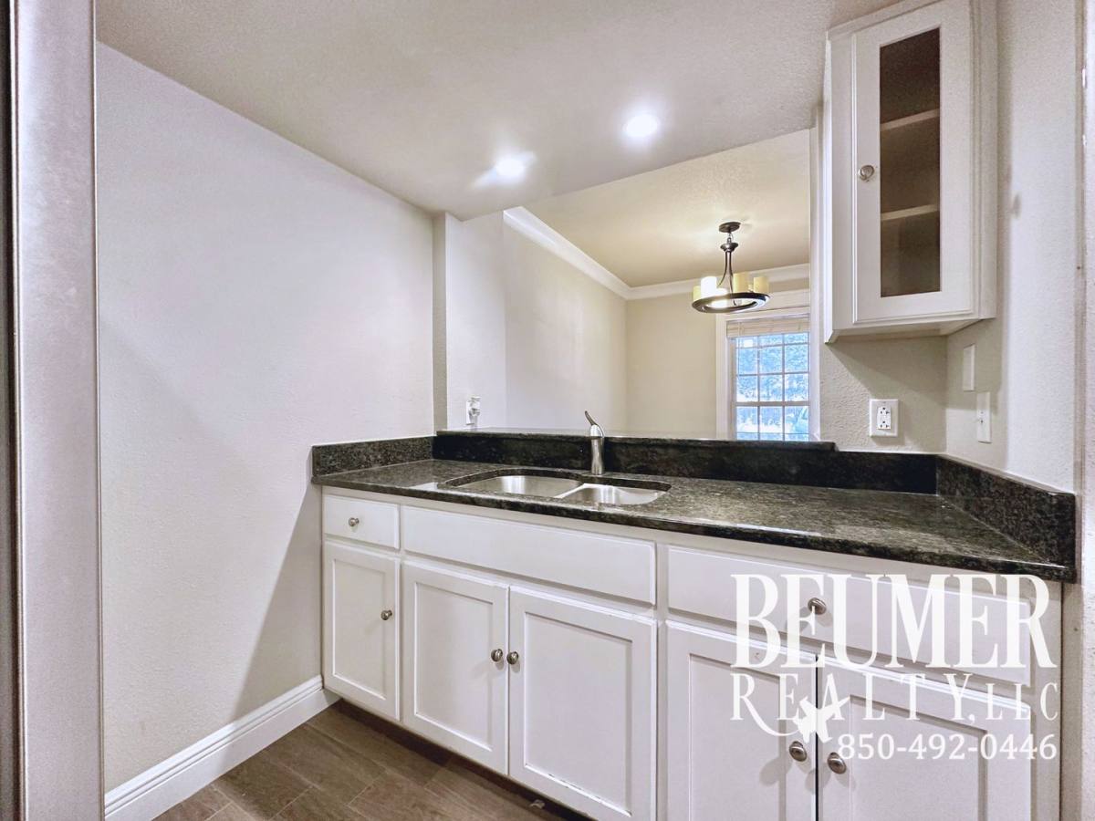 Townhouse for rent at 7215 Spanish Trail #6, Pensacola, FL 32504