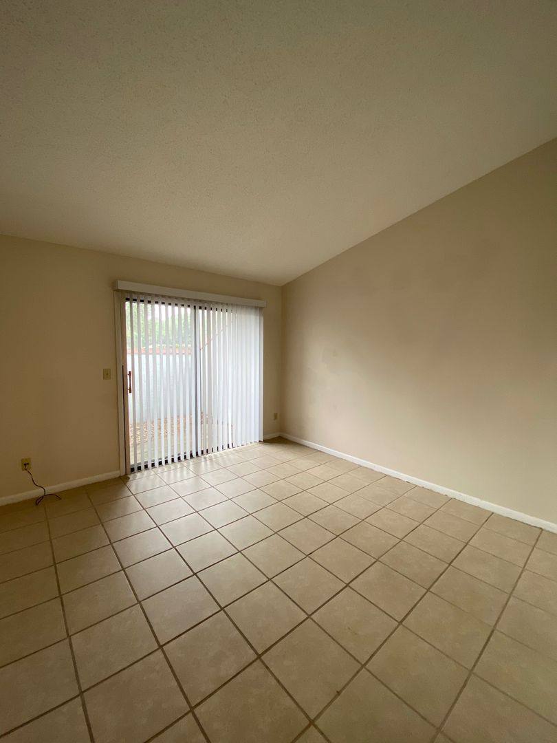 Apartment for rent at 620 SE 28th Place, Ocala, FL 34471