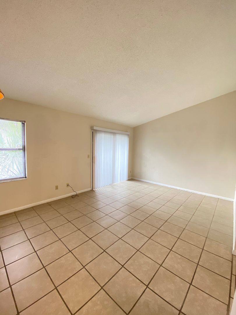 Apartment for rent at 620 SE 28th Place, Ocala, FL 34471