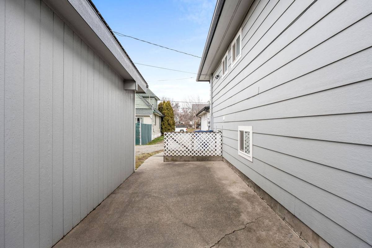 House for rent at 2215 N Atlantic St, Spokane, WA 99205