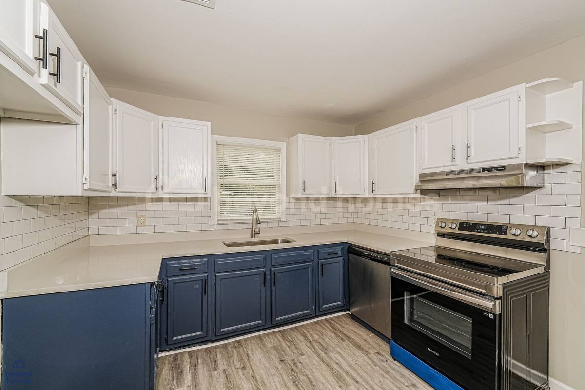 House for rent at 945 Elizabeth Dr, Birmingham, AL 35215