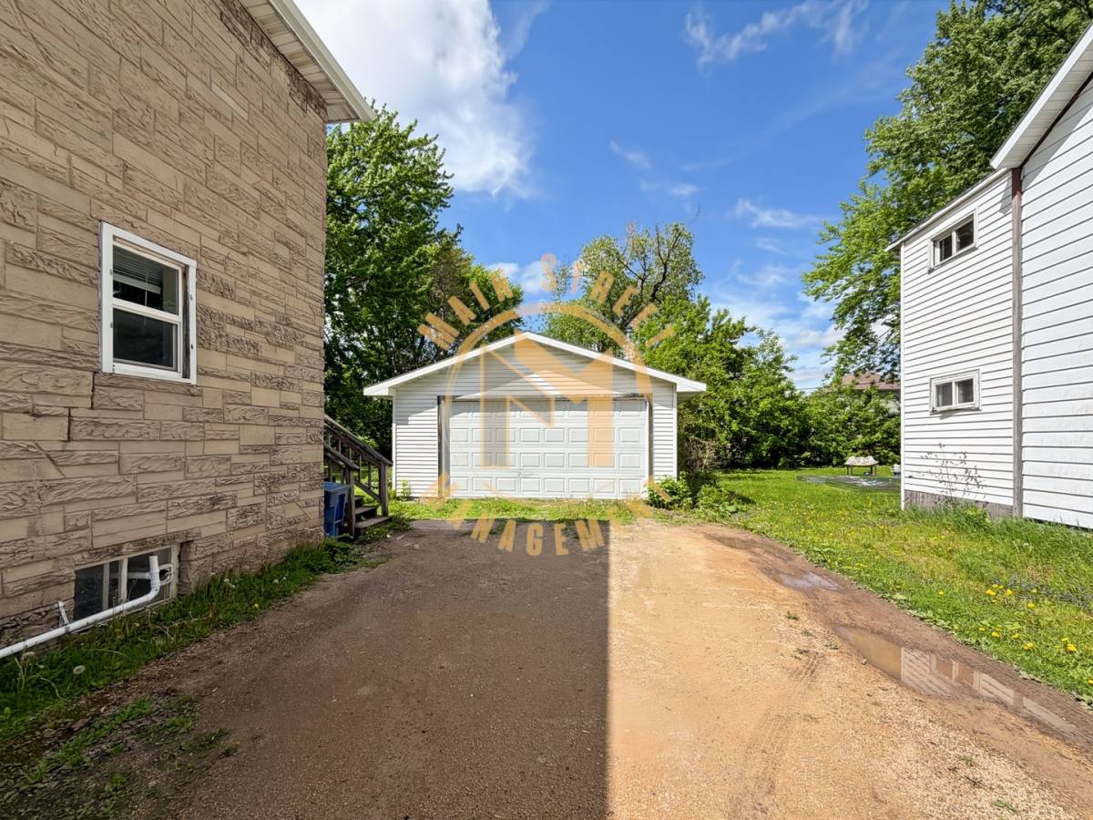 Apartment for rent at 316 2nd St, Menasha, WI 54952