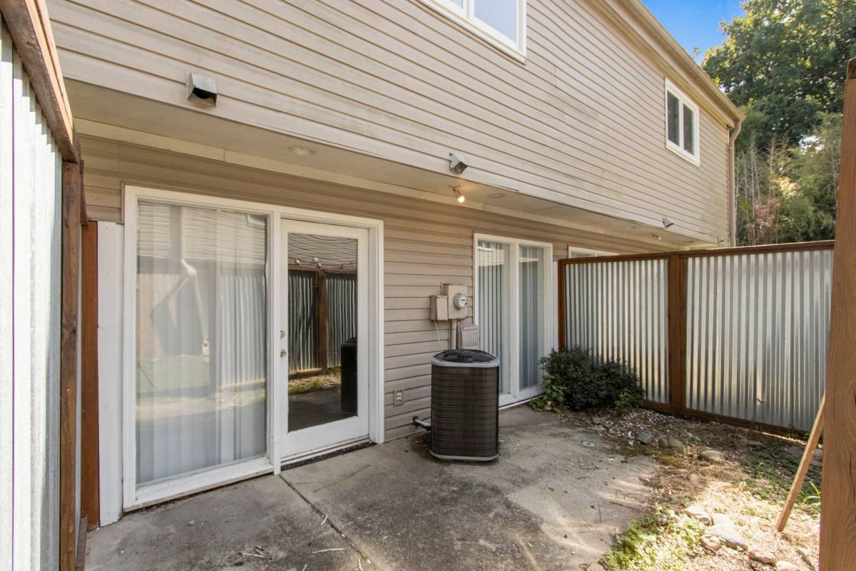 Townhouse for rent at 2311 Wade Hampton Blvd, Greenville, SC 29615