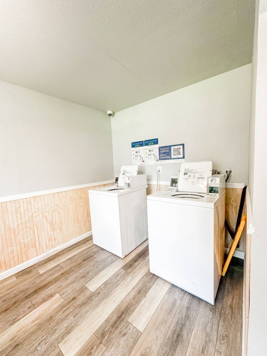 Apartment for rent at 1873-1901 Highway Ave NE, Salem, OR 97301