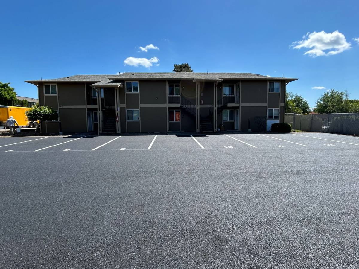 Apartment for rent at 4072 - 4098 Market St NE, Salem, OR 97301