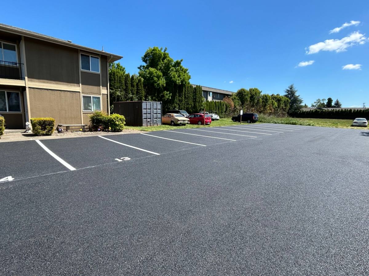 Apartment for rent at 4072 - 4098 Market St NE, Salem, OR 97301