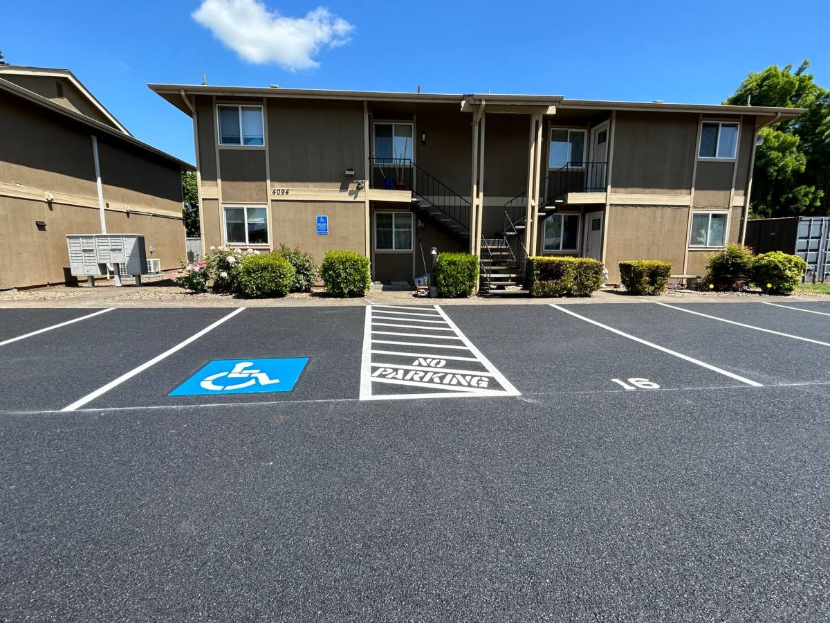 Apartment for rent at 4072 - 4098 Market St NE, Salem, OR 97301