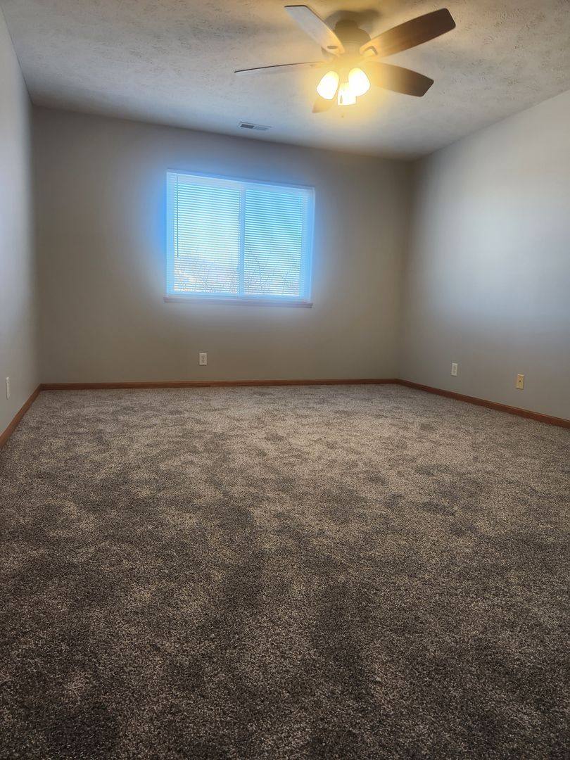 Townhouse for rent at 6625 Shadow Pines Place, Lincoln, NE 68516