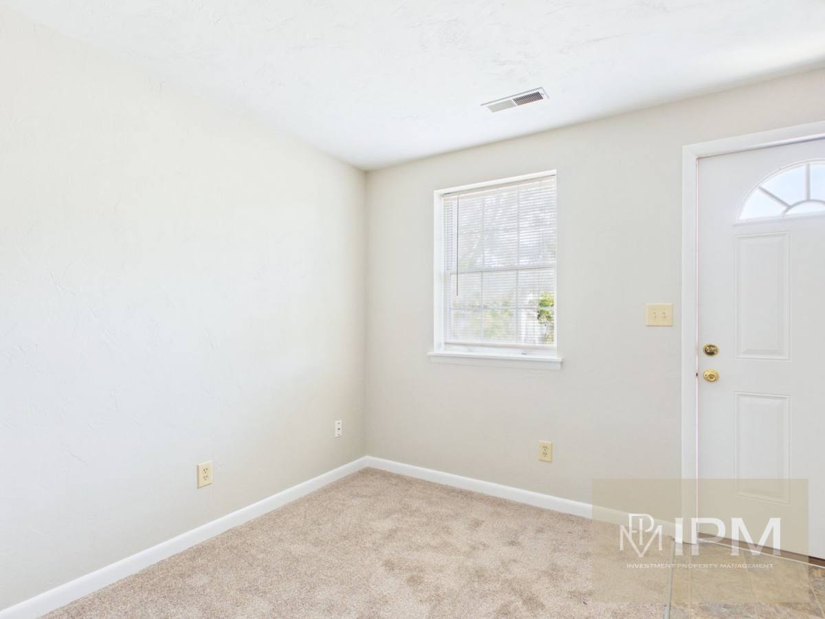 Townhouse for rent at 1955 Cherry Manor Dr, York, PA 17402
