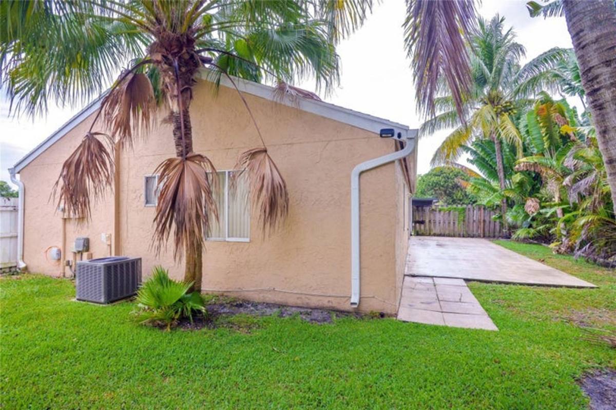 House for rent at 18813 Cloud Lake Circle, Boca Raton, FL 33496