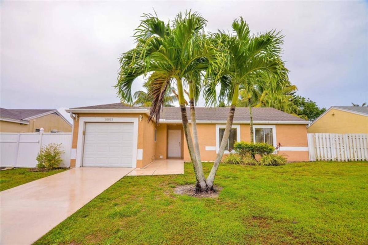 House for rent at 18813 Cloud Lake Circle, Boca Raton, FL 33496