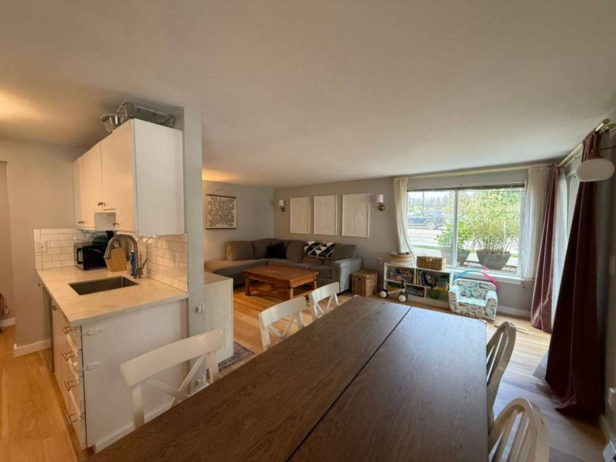 Condo for rent at 715 N 130th St, Seattle, WA 98133