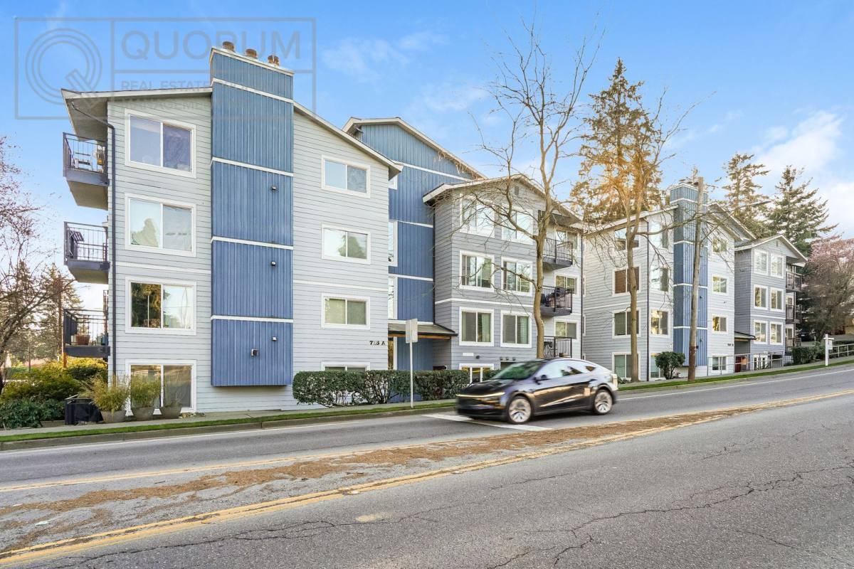 Condo for rent at 715 N 130th St, Seattle, WA 98133