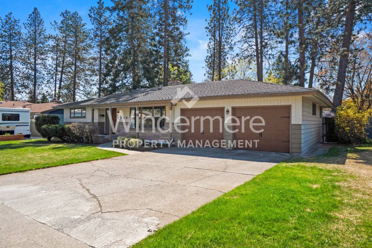 House for rent at 1706 E 38th Ave, Spokane, WA 99203