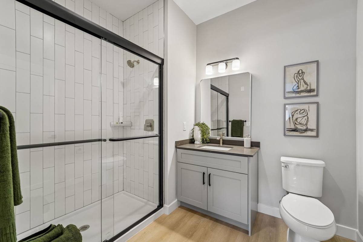 Apartment for rent at 1 W Elizabeth Ave, Linden, NJ 07036