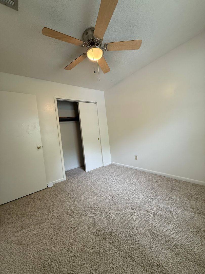 House for rent at 913 Landry St, Fort Walton Beach, FL 32547
