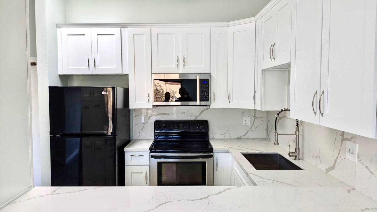 Condo for rent at 8310 Regents Rd, San Diego, CA 92122
