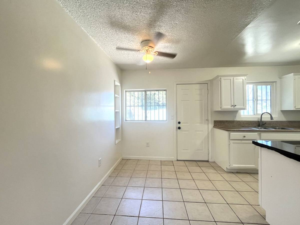Apartment for rent at 1594 Sepulveda Ave, San Bernardino, CA 92404