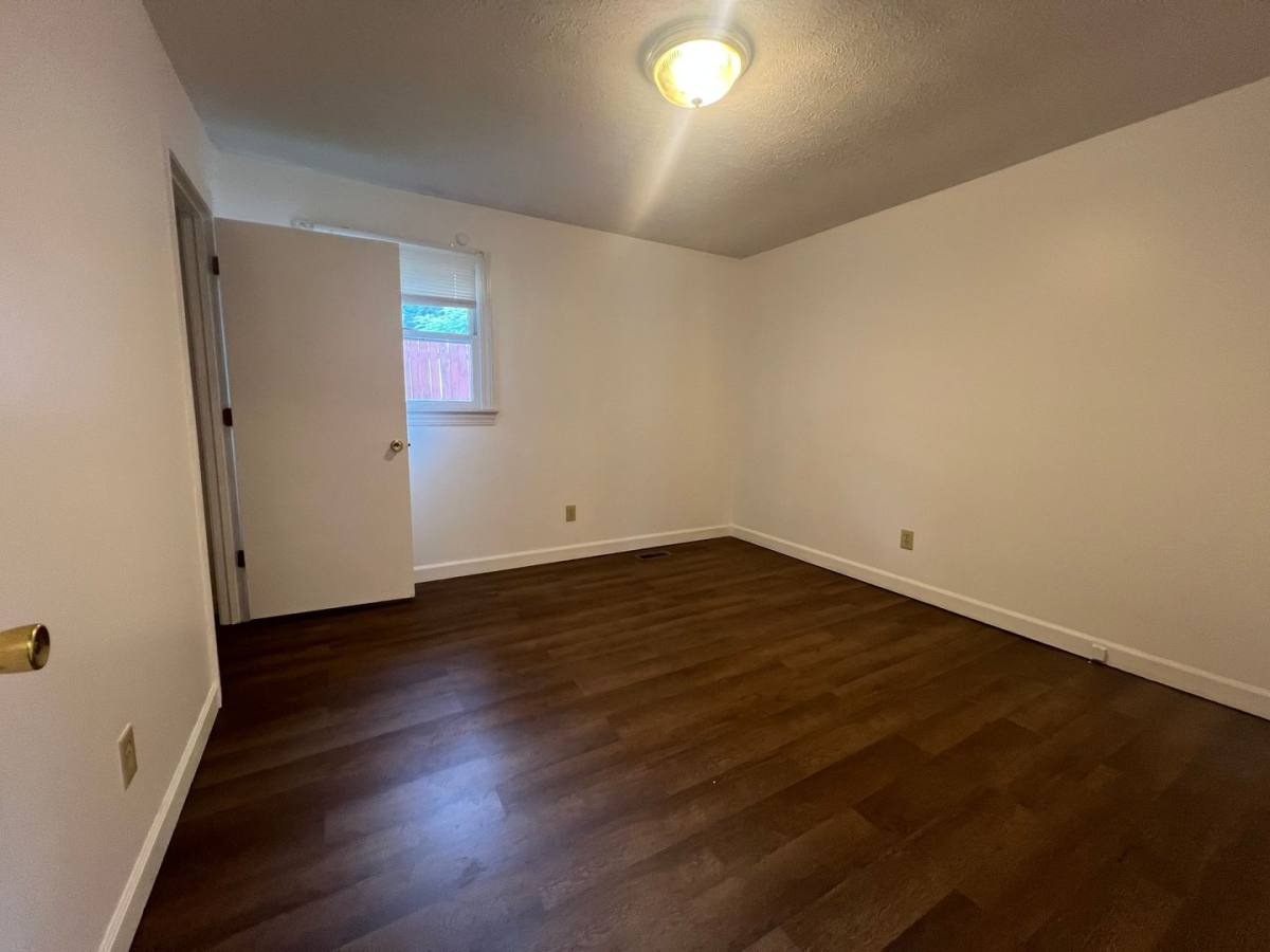 Apartment for rent at 1406 Colony Park Dr, Johnson City, TN 37604