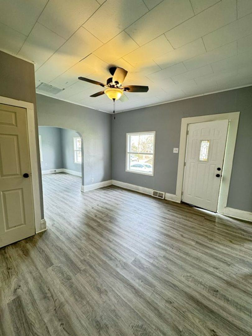 House for rent at 2002 Catalpa Ave, South Bend, IN 46613
