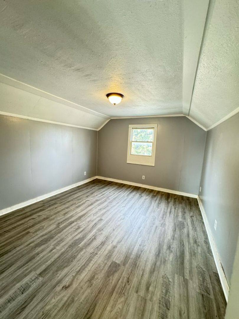 House for rent at 2002 Catalpa Ave, South Bend, IN 46613