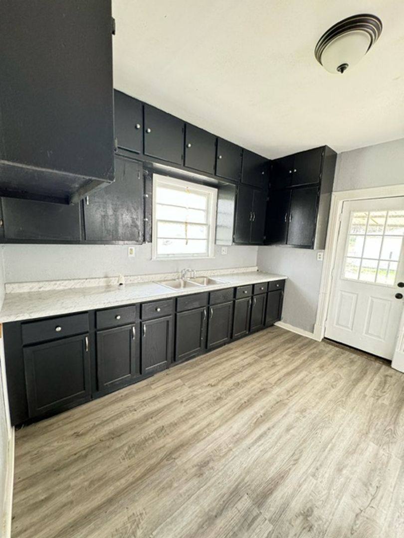 House for rent at 2002 Catalpa Ave, South Bend, IN 46613