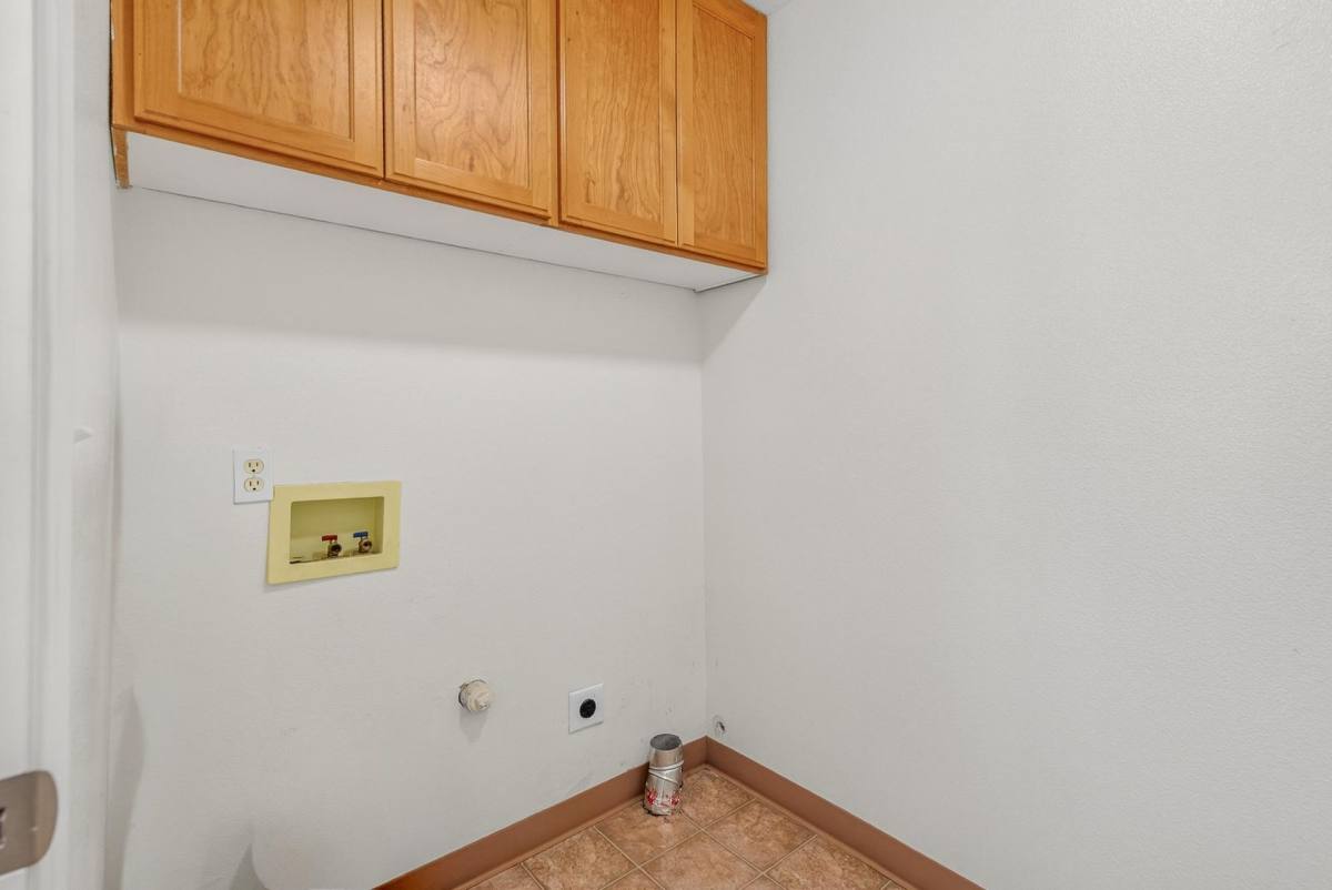 Townhouse for rent at 190-284 College Dr NW, Salem, OR 97301