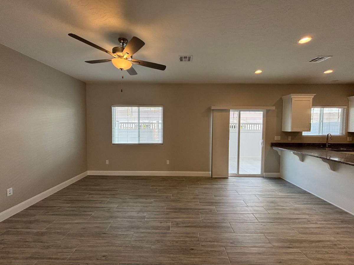 House for rent at 1042 S 1450 E St, Saint George, UT 84790