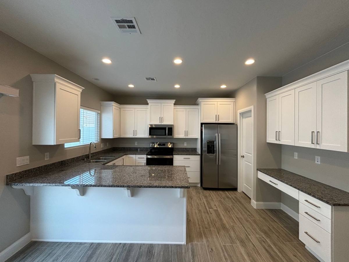 House for rent at 1042 S 1450 E St, Saint George, UT 84790