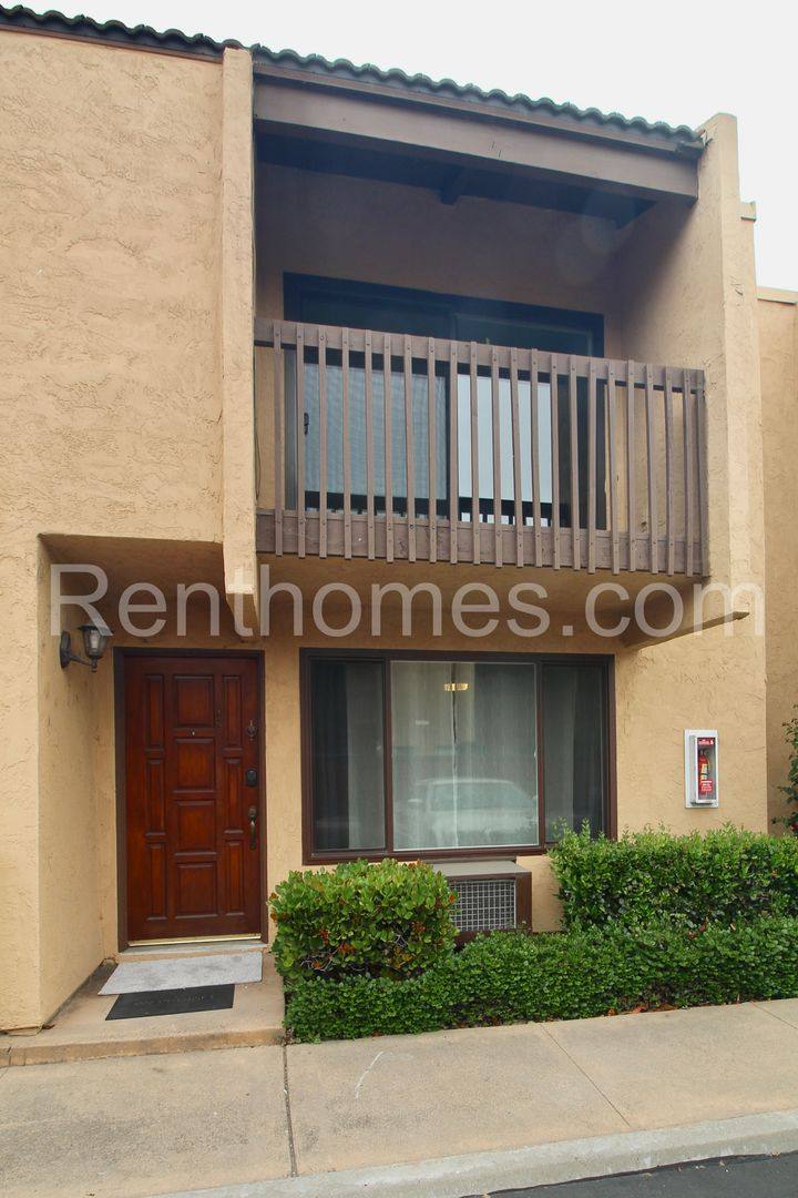 Townhouse for rent at 9405 Gold Coast Dr, San Diego, CA 92126